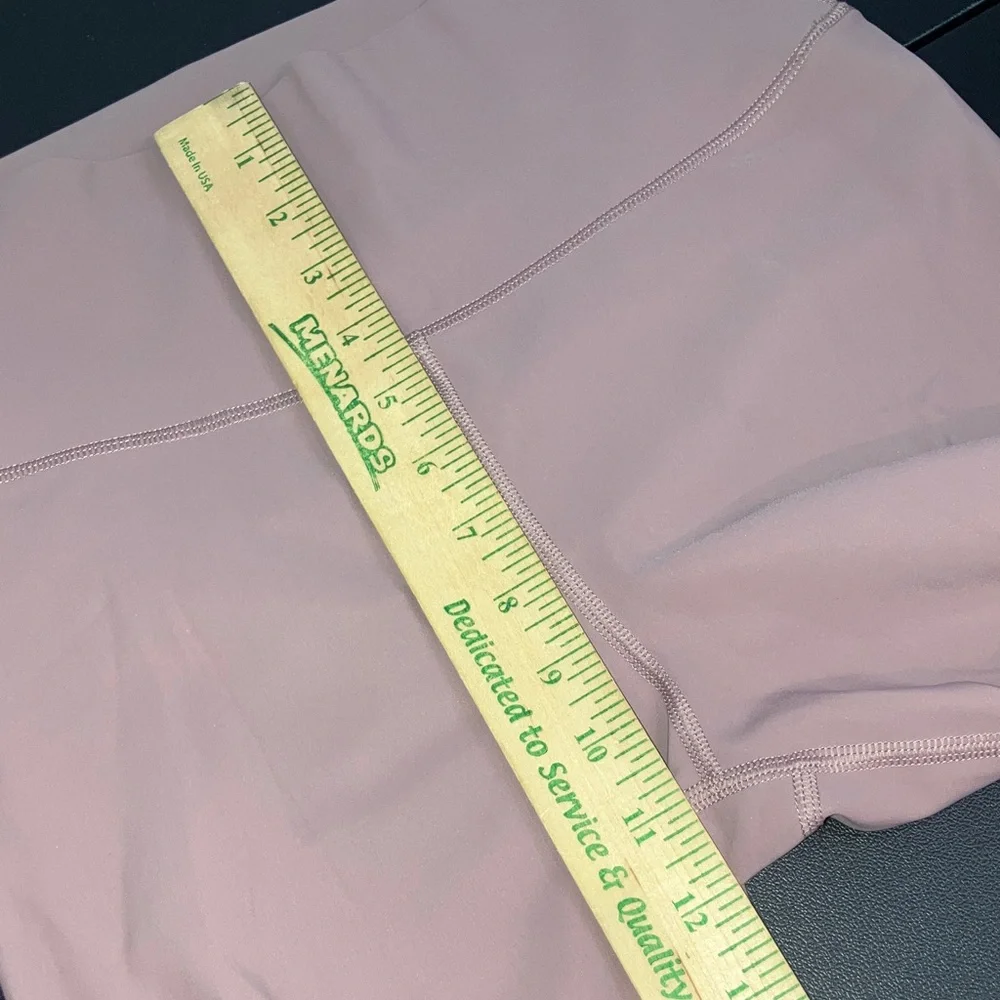 ALO Women’s Size M Warrior Cut Pink High-Waisted Leggings Sporty Gym Yoga Pants